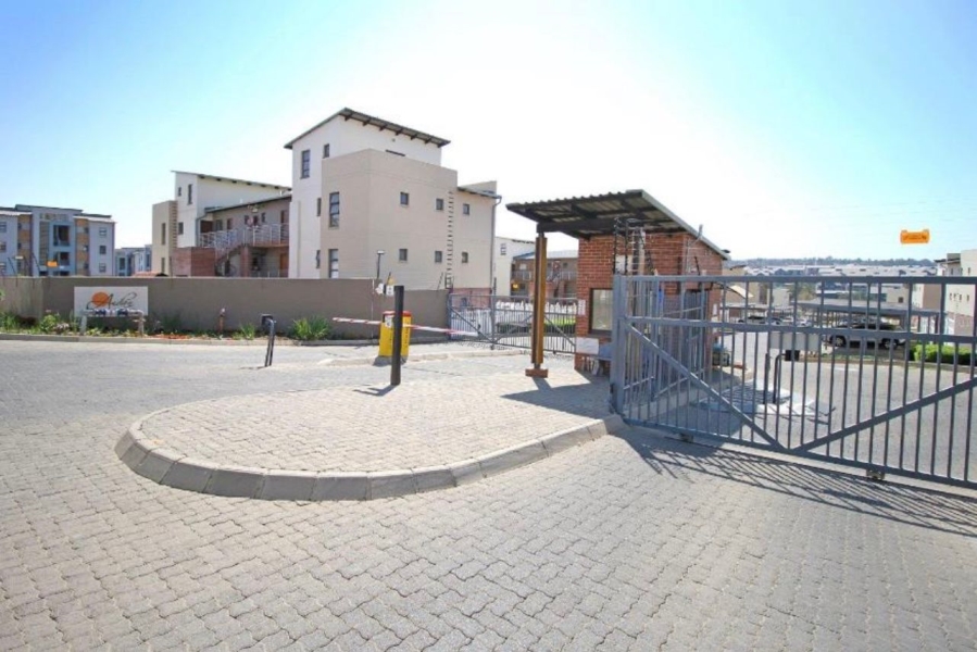 2 Bedroom Property for Sale in Barbeque Downs Gauteng