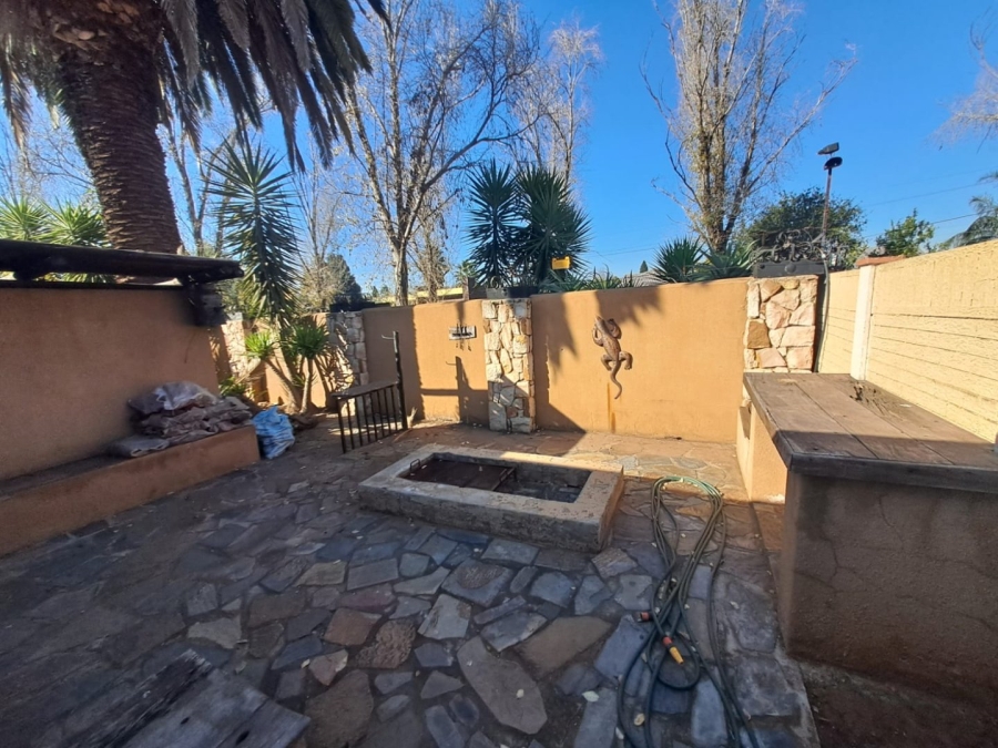 4 Bedroom Property for Sale in Vanderbijlpark SE 6 Gauteng