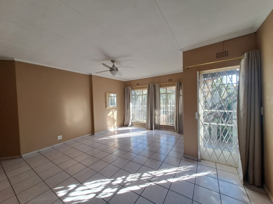 4 Bedroom Property for Sale in Vanderbijlpark SE 6 Gauteng