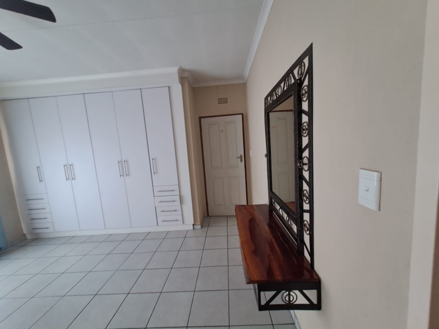 4 Bedroom Property for Sale in Vanderbijlpark SE 6 Gauteng
