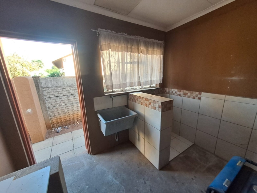 4 Bedroom Property for Sale in Vanderbijlpark SE 6 Gauteng