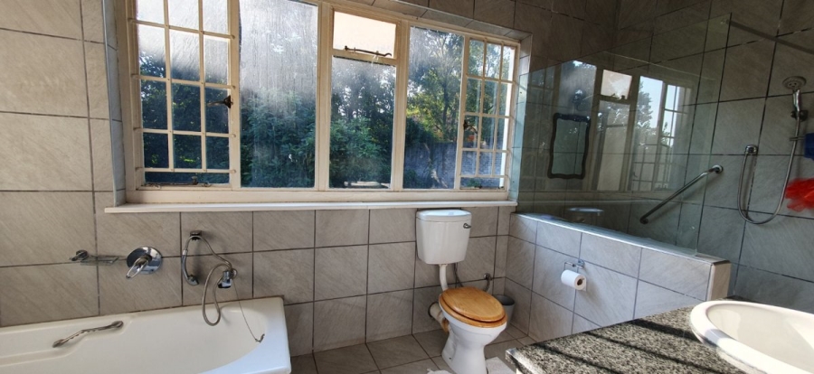 5 Bedroom Property for Sale in Observatory Gauteng