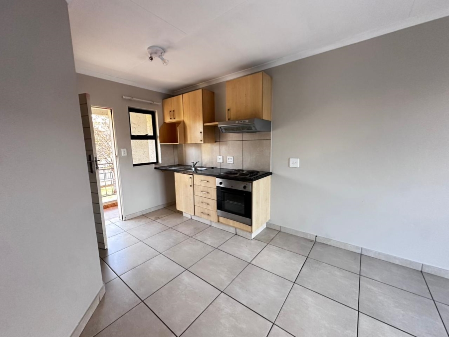 2 Bedroom Property for Sale in Lakefield Gauteng