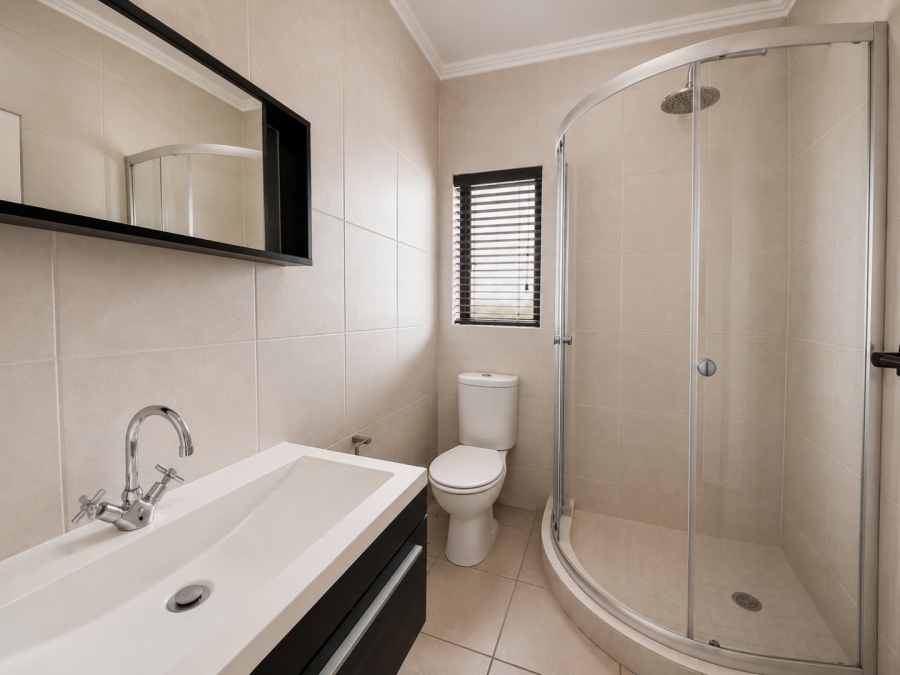 2 Bedroom Property for Sale in Greenstone Hill Gauteng