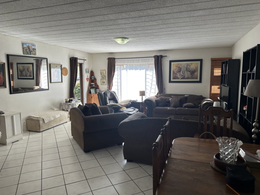 2 Bedroom Property for Sale in Dowerglen Ext 5 Gauteng