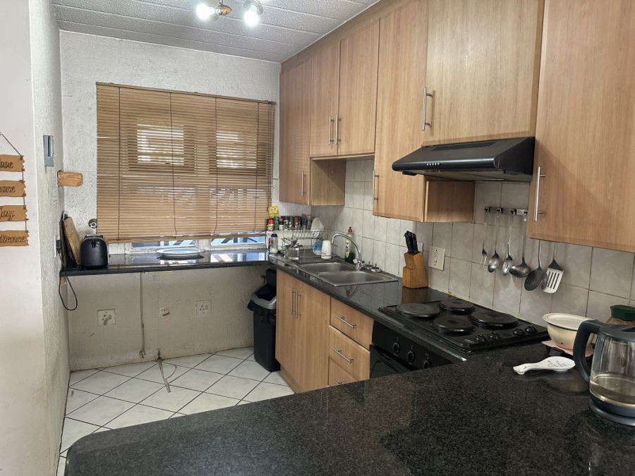 2 Bedroom Property for Sale in Dowerglen Ext 5 Gauteng