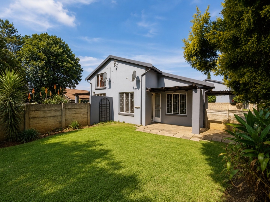 2 Bedroom Property for Sale in Eden Glen Gauteng
