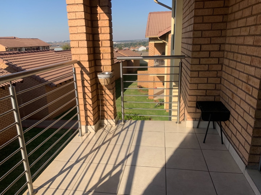 To Let 2 Bedroom Property for Rent in Sagewood Gauteng