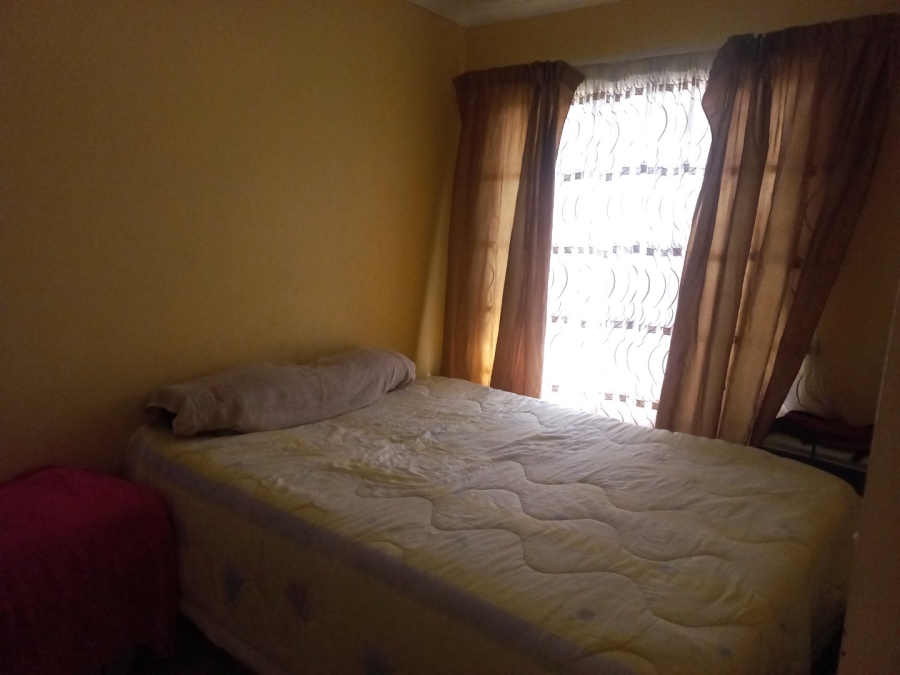 2 Bedroom Property for Sale in Kosmosdal Gauteng