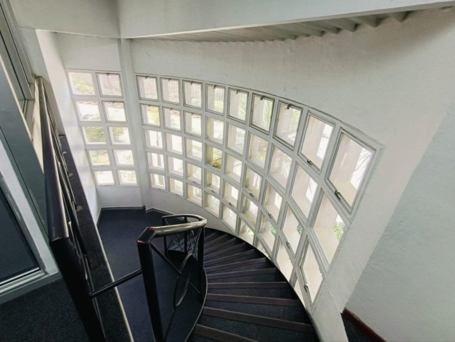 To Let Commercial Property for Rent in Halfway House Gauteng