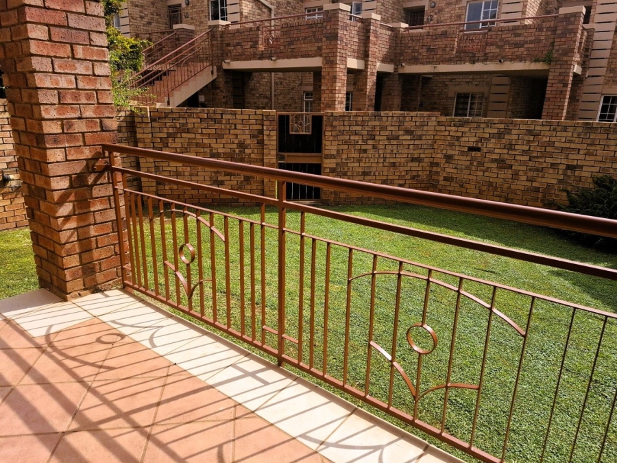 To Let 2 Bedroom Property for Rent in Mooikloof Ridge Gauteng