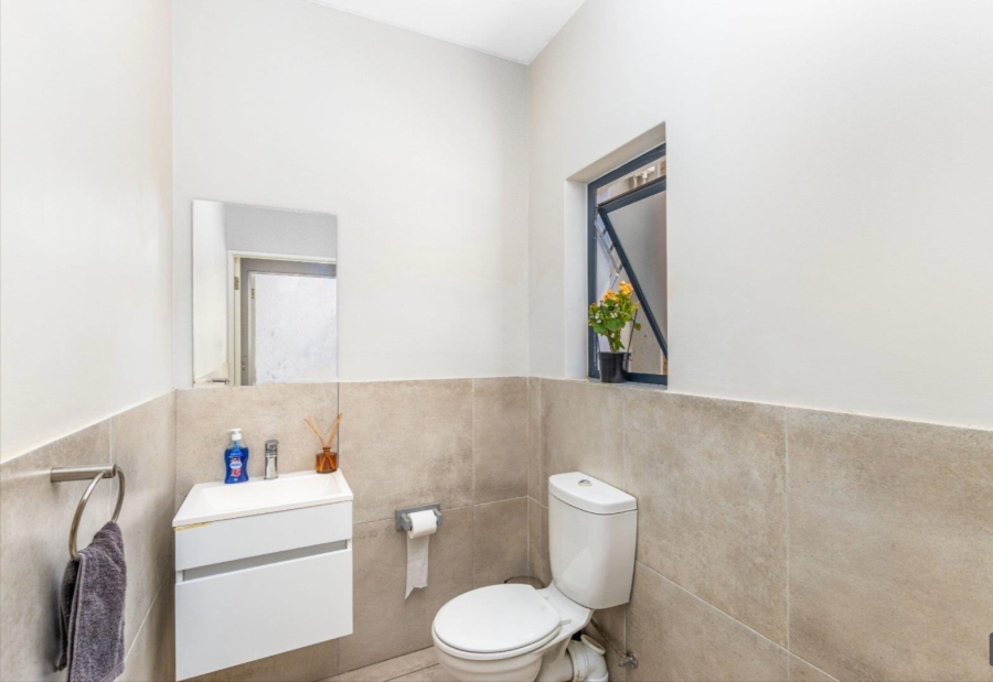 To Let Commercial Property for Rent in Halfway House Gauteng