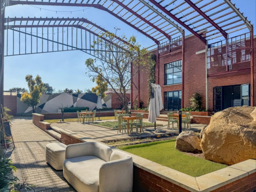 To Let Commercial Property for Rent in Halfway House Gauteng
