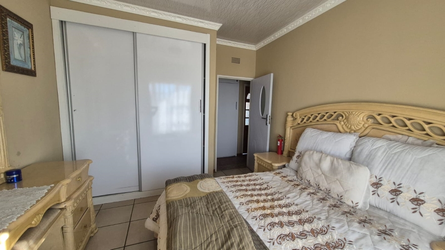 4 Bedroom Property for Sale in Sky City Gauteng