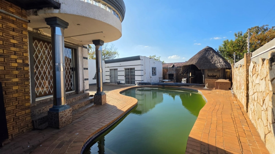 4 Bedroom Property for Sale in Sky City Gauteng