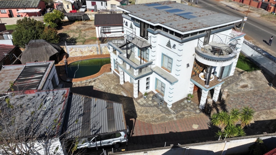 4 Bedroom Property for Sale in Sky City Gauteng