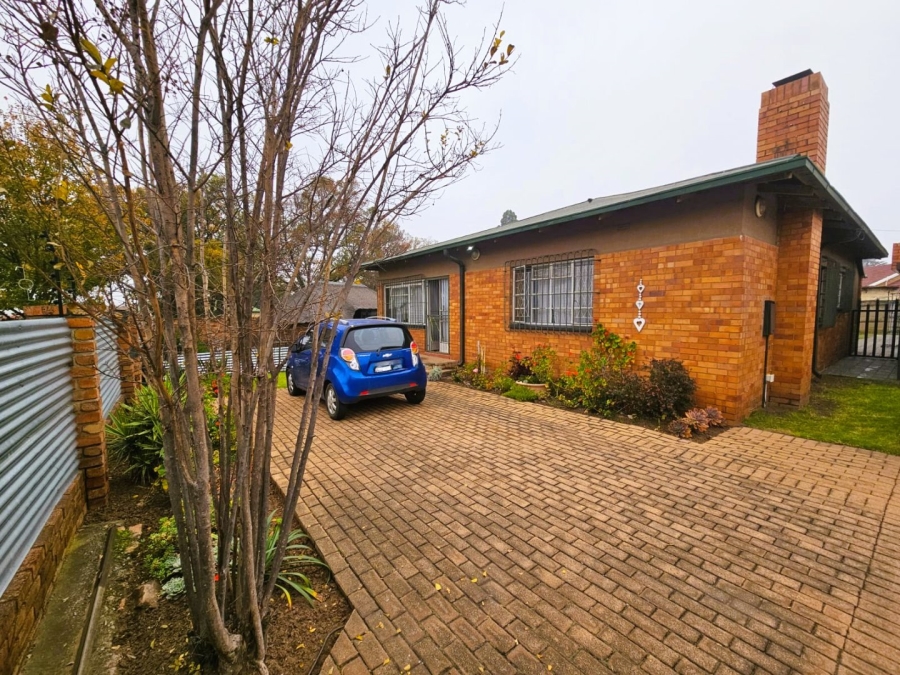 2 Bedroom Property for Sale in Glenvarloch Gauteng