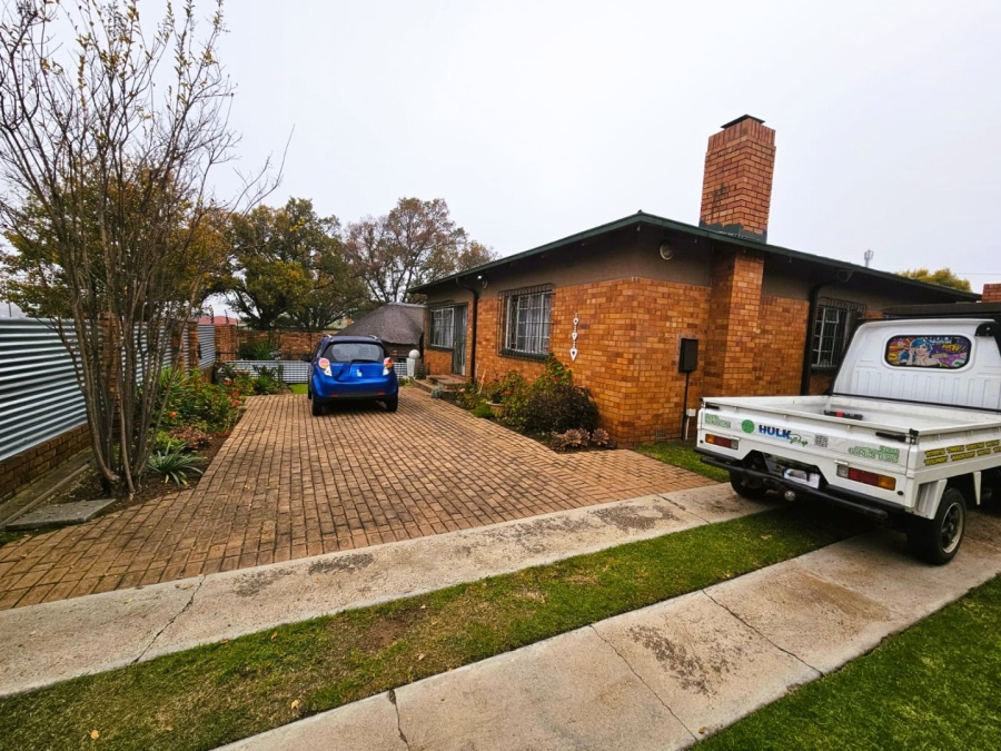 2 Bedroom Property for Sale in Glenvarloch Gauteng