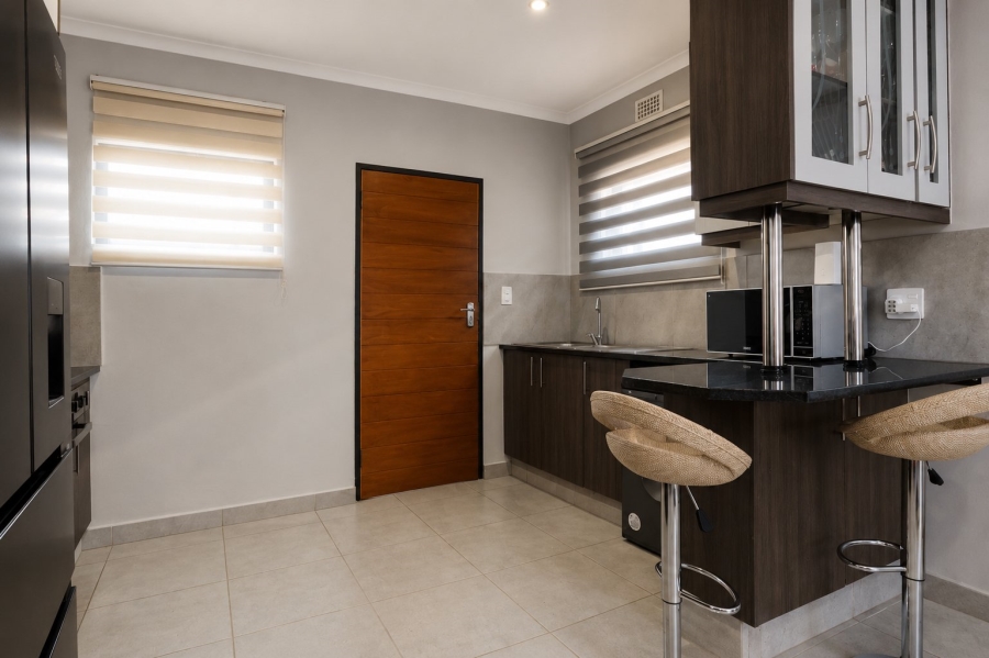 3 Bedroom Property for Sale in Andeon Gauteng