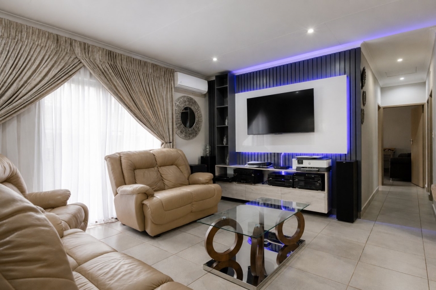 3 Bedroom Property for Sale in Andeon Gauteng