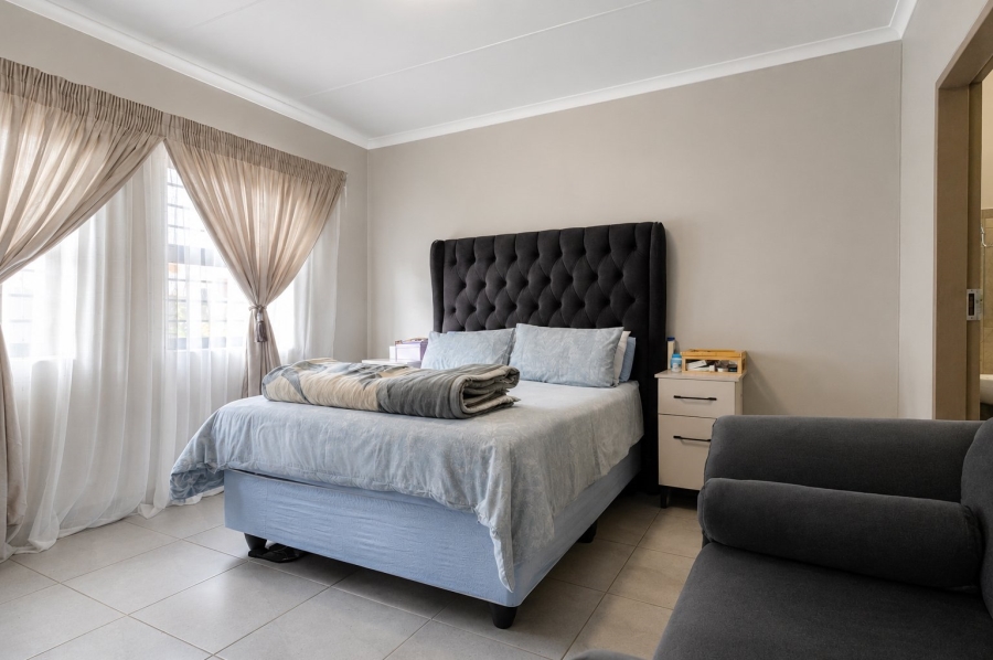 3 Bedroom Property for Sale in Andeon Gauteng