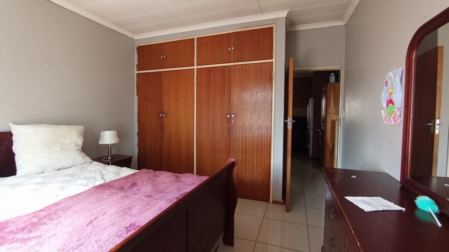  Bedroom Property for Sale in Centurion Central Gauteng