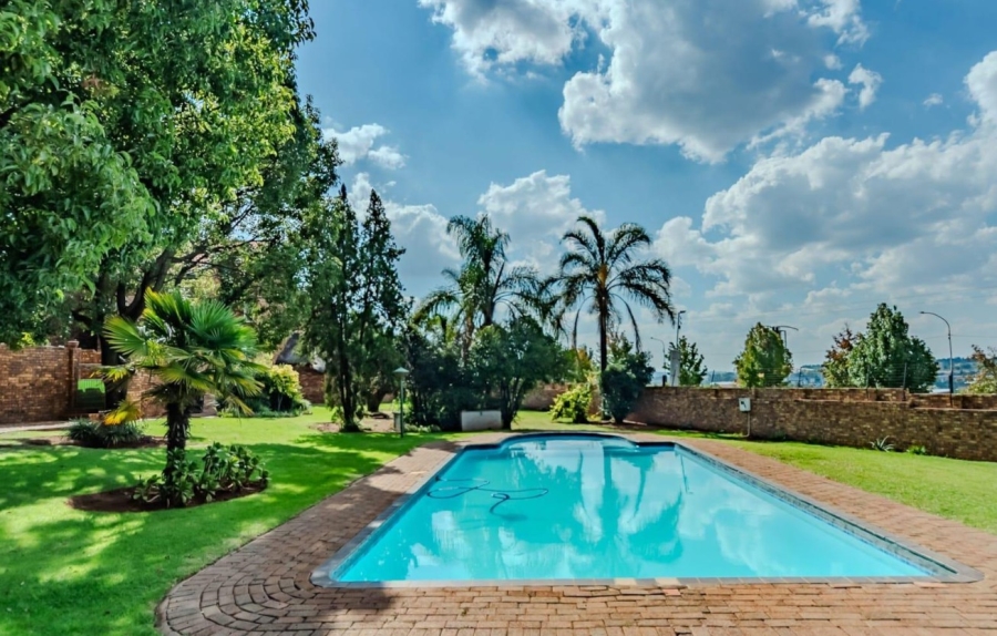 2 Bedroom Property for Sale in Centurion Central Gauteng