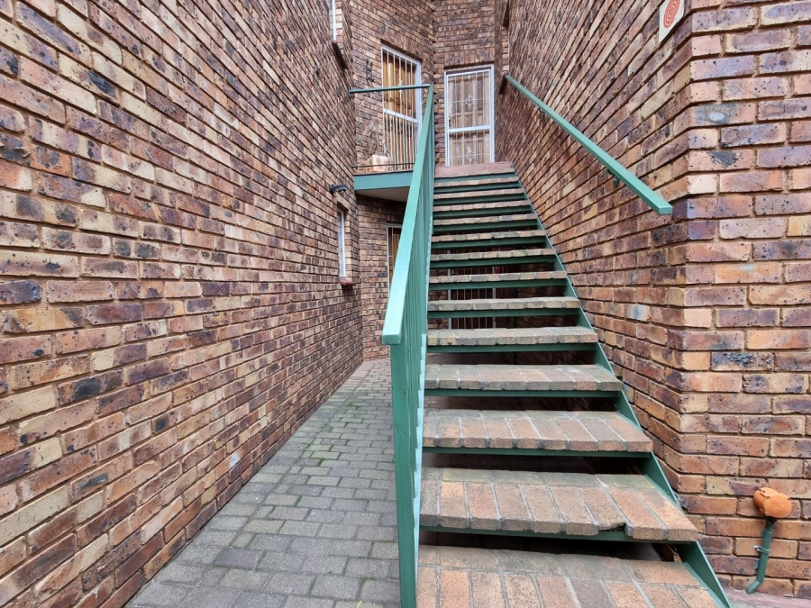 2 Bedroom Property for Sale in Centurion Central Gauteng