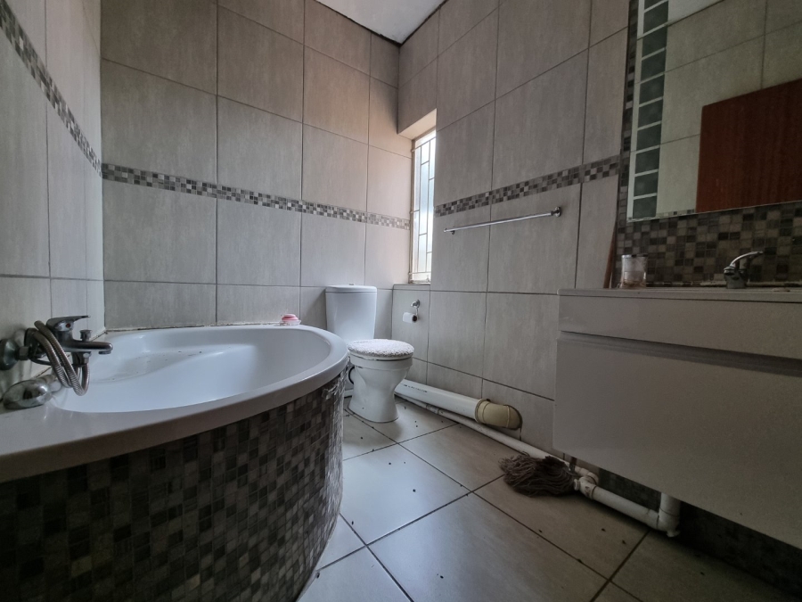 2 Bedroom Property for Sale in Centurion Central Gauteng