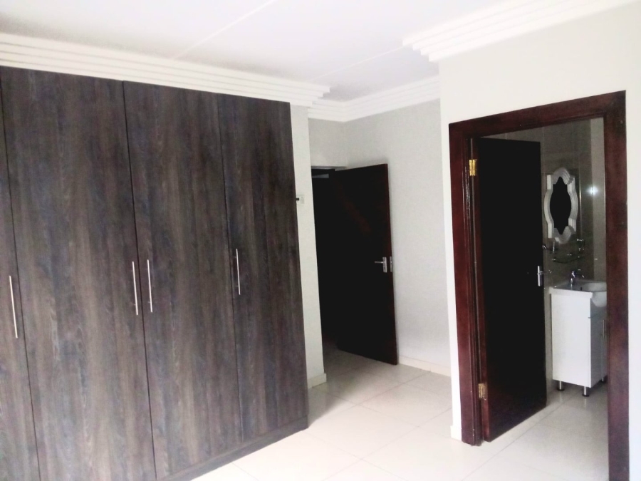 3 Bedroom Property for Sale in Eveleigh Gauteng