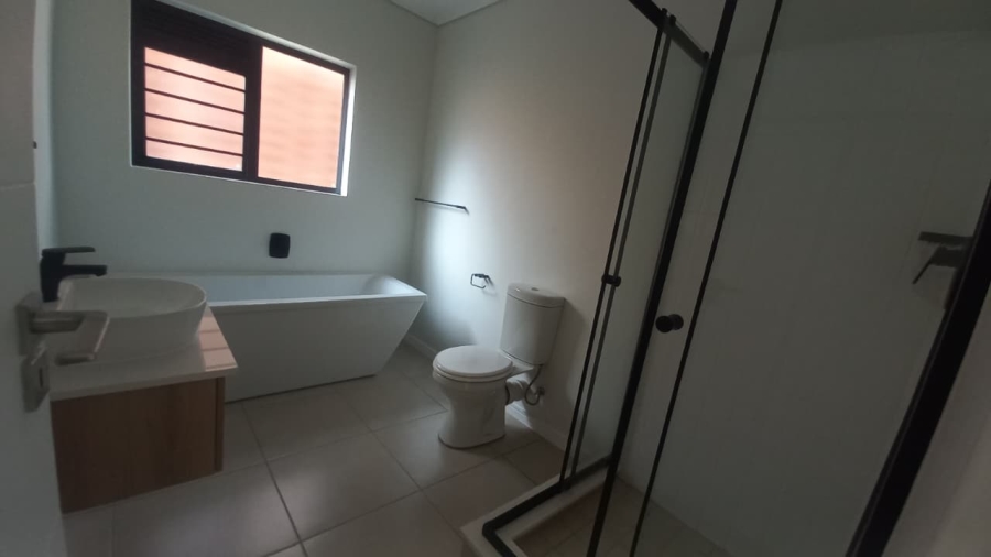 To Let 3 Bedroom Property for Rent in Mulbarton Gauteng