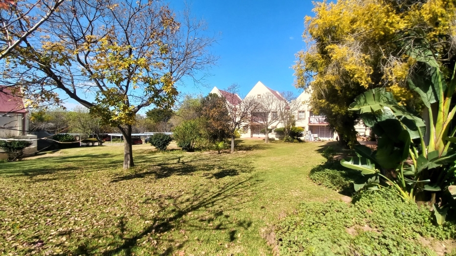 2 Bedroom Property for Sale in Noordwyk Gauteng