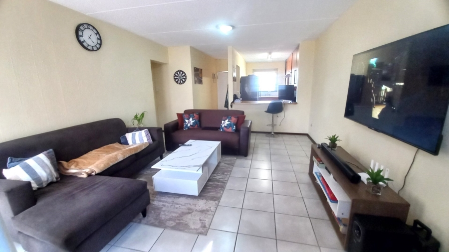 2 Bedroom Property for Sale in Noordwyk Gauteng