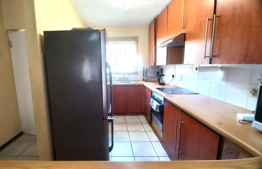 2 Bedroom Property for Sale in Noordwyk Gauteng