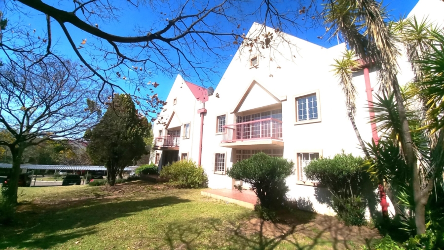 2 Bedroom Property for Sale in Noordwyk Gauteng