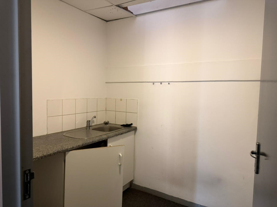 To Let Commercial Property for Rent in Meadowdale Gauteng