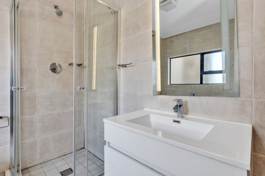 2 Bedroom Property for Sale in Waterfall Gauteng