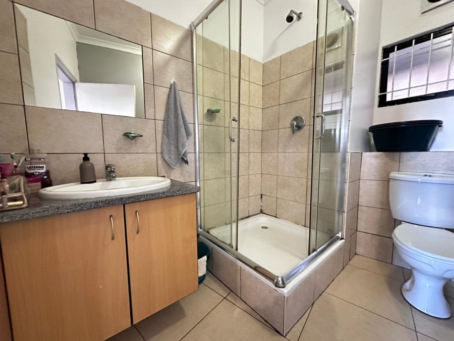 To Let 1 Bedroom Property for Rent in Auckland Park Gauteng
