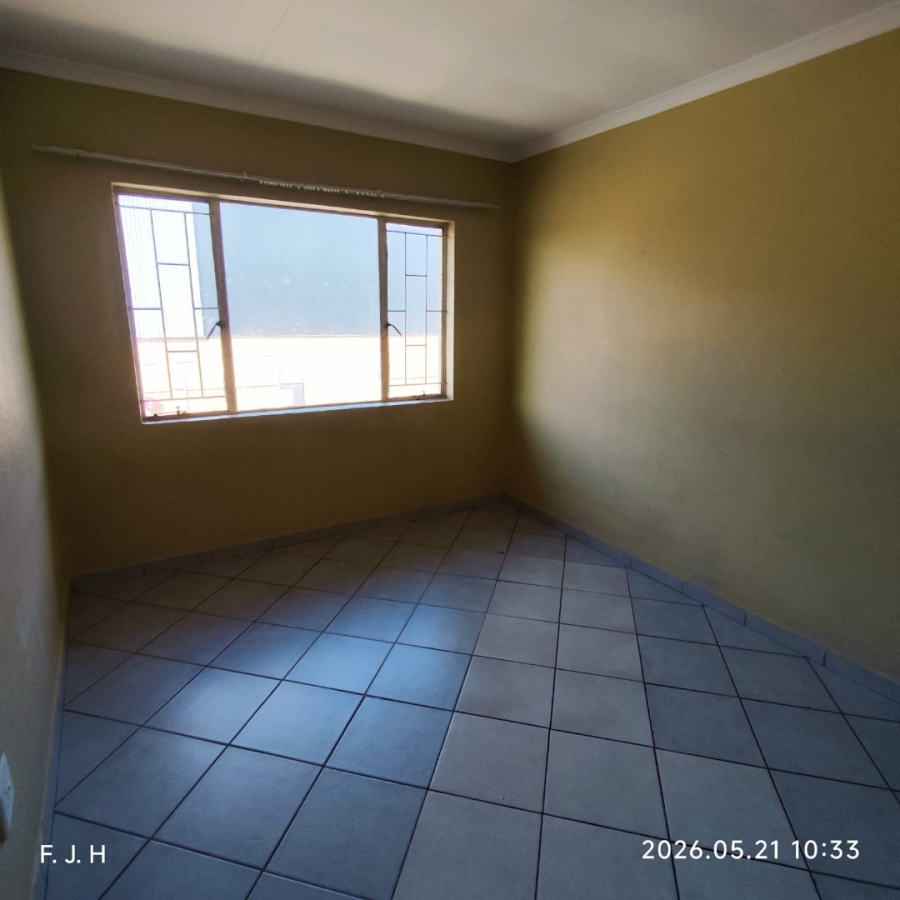 2 Bedroom Property for Sale in Edenvale Central Gauteng
