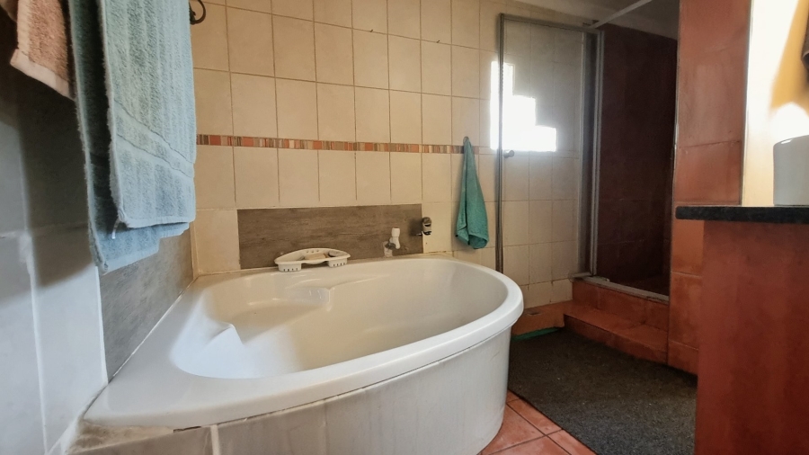 3 Bedroom Property for Sale in Vanderbijlpark SE 1 Gauteng
