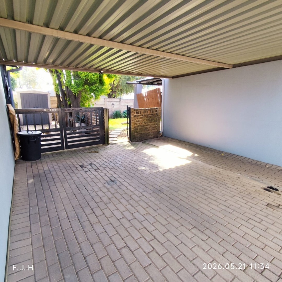 2 Bedroom Property for Sale in Eden Glen Gauteng