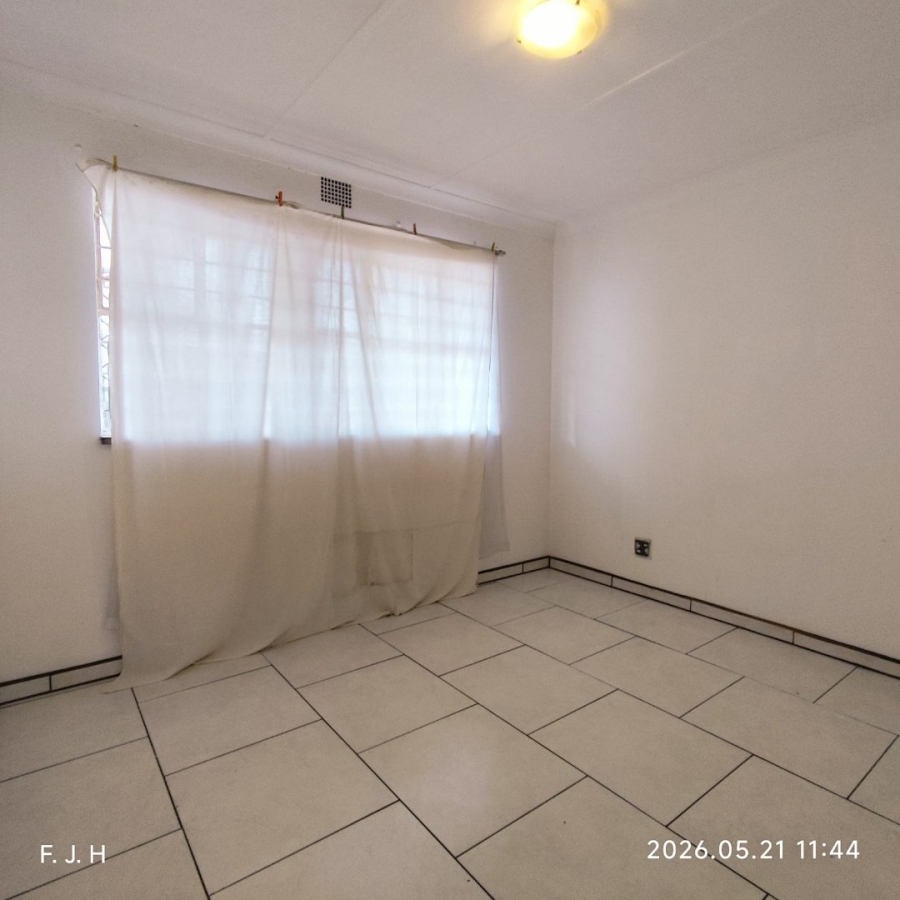 2 Bedroom Property for Sale in Eastleigh Gauteng