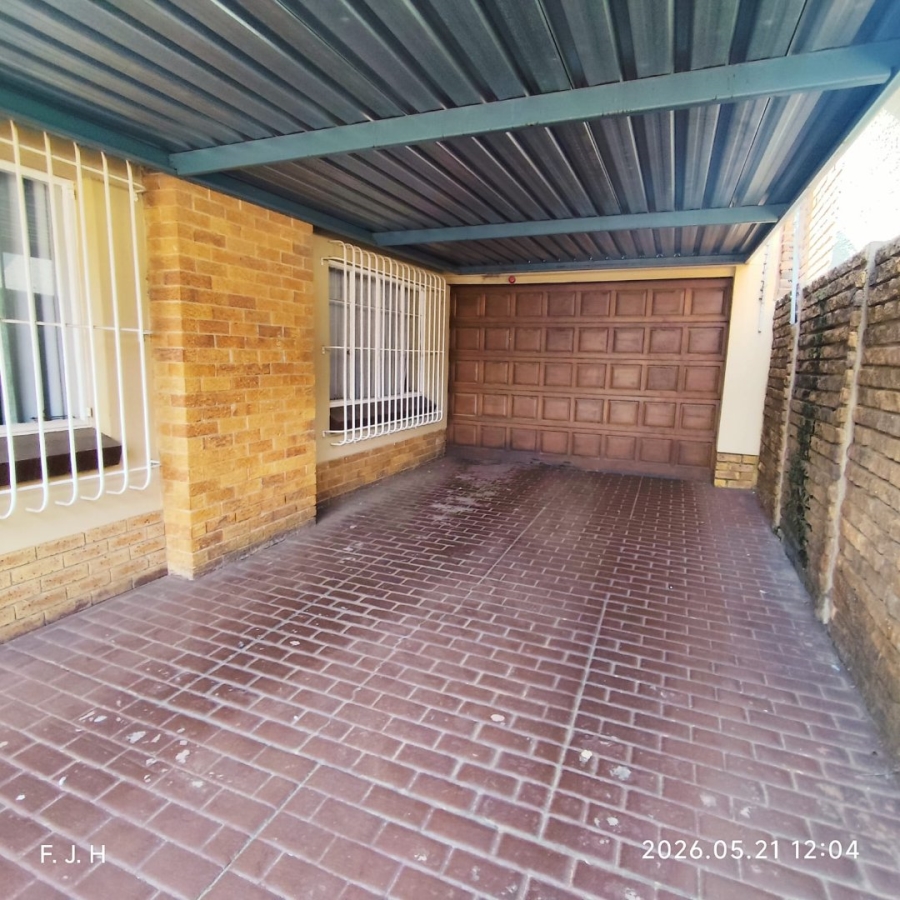 4 Bedroom Property for Sale in Eastleigh Gauteng