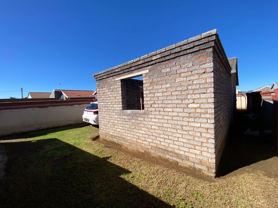  Bedroom Property for Sale in Sharon Park Gauteng