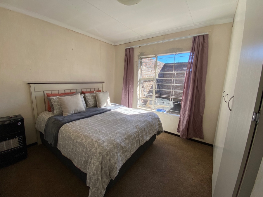  Bedroom Property for Sale in Sharon Park Gauteng