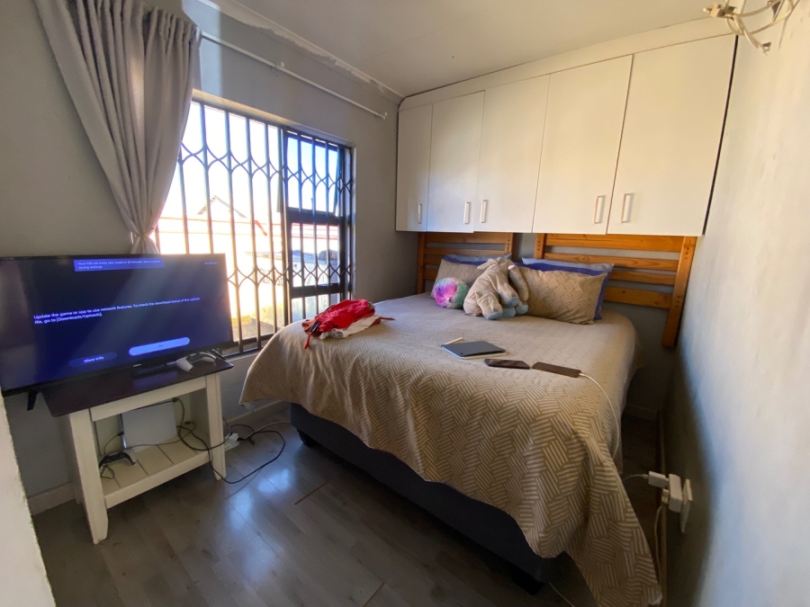  Bedroom Property for Sale in Sharon Park Gauteng