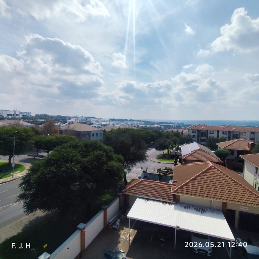 2 Bedroom Property for Sale in Greenstone Hill Gauteng