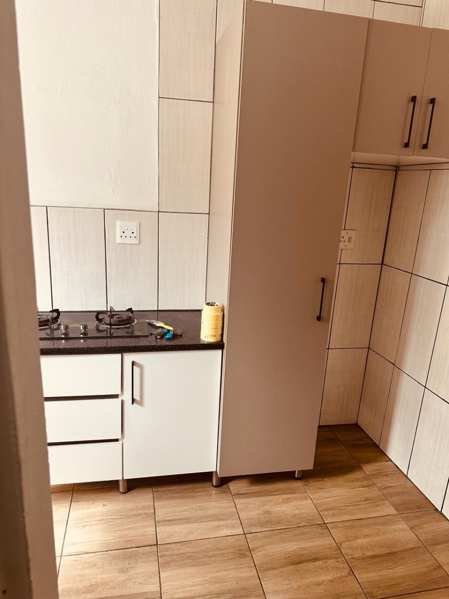 To Let 1 Bedroom Property for Rent in Meredale Gauteng