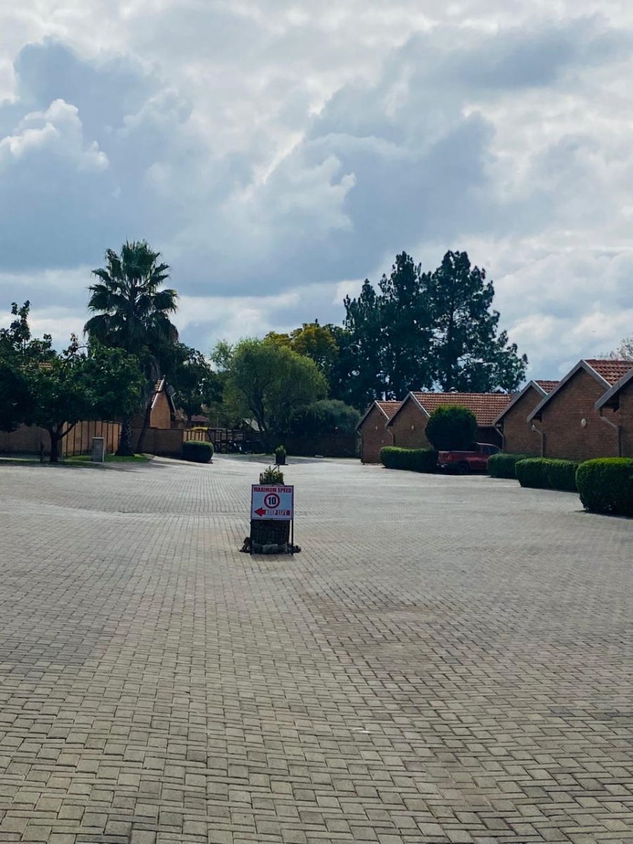 3 Bedroom Property for Sale in Willow Park Gauteng