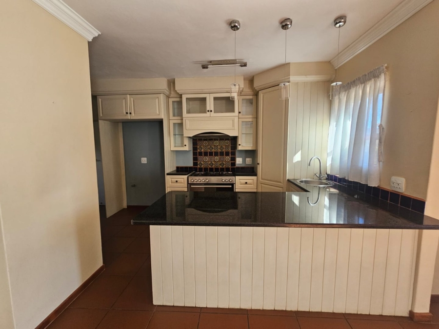  Bedroom Property for Sale in Olympus AH Gauteng